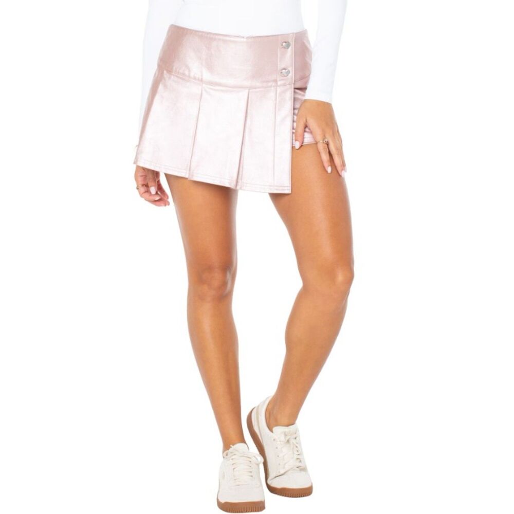 CELEBRITY PINK Metallic Sz Medium Casual Wear Faux Leather Pleather Skort NEW